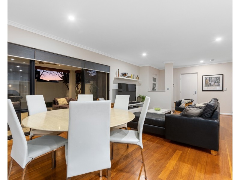 1/6 Jane Road, Applecross WA 6153