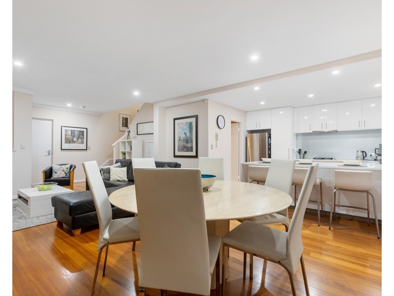 1/6 Jane Road, Applecross WA 6153