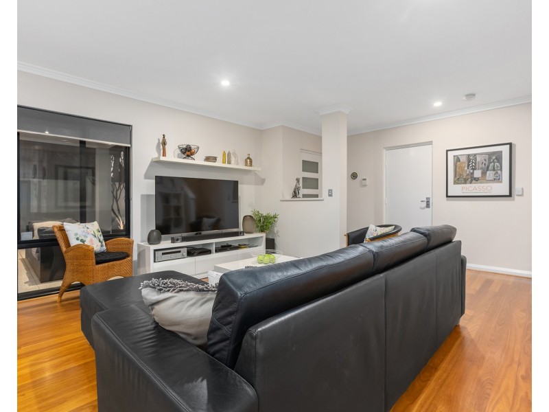 1/6 Jane Road, Applecross WA 6153