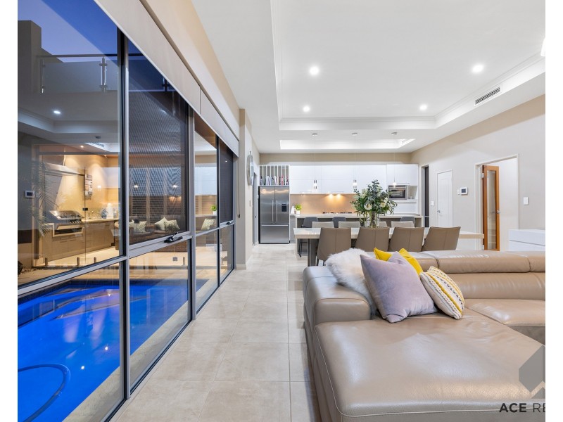 19A Cale Street, Como WA 6152