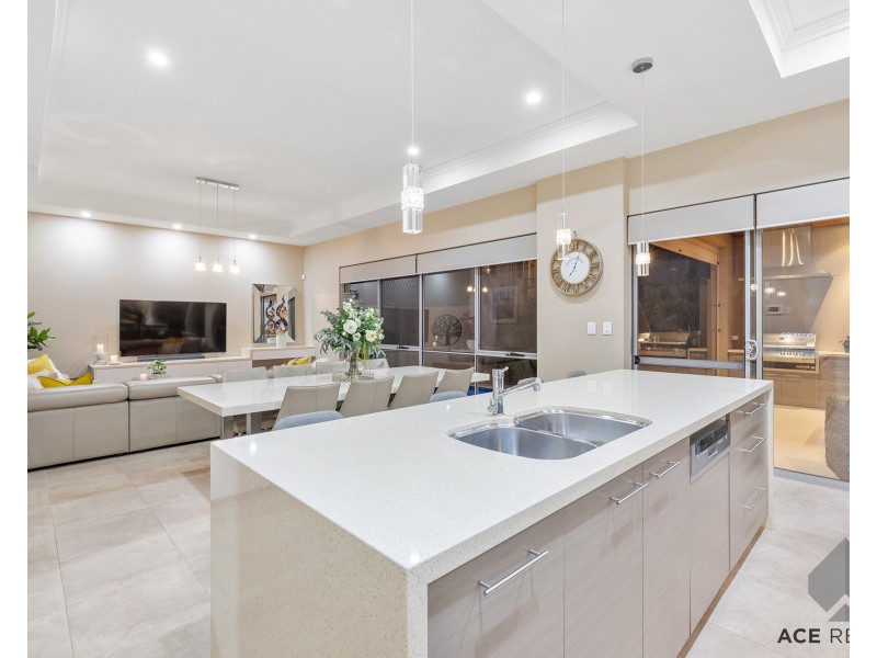 19A Cale Street, Como WA 6152