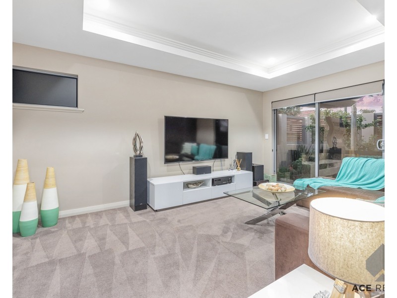 19A Cale Street, Como WA 6152