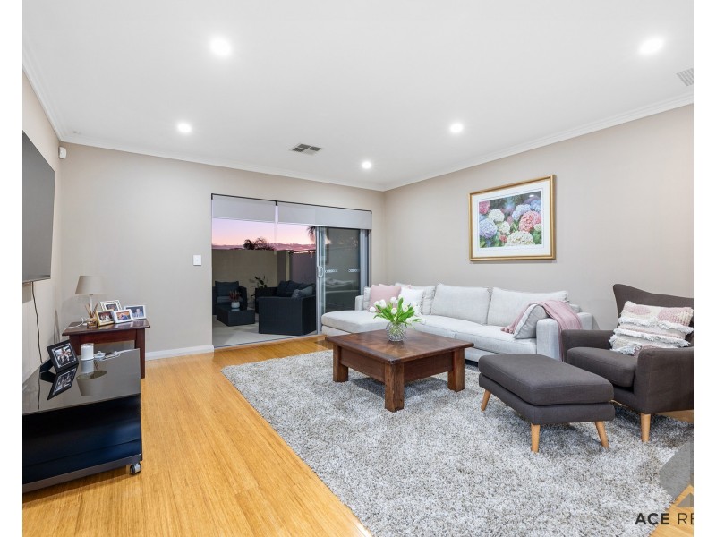 19A Cale Street, Como WA 6152