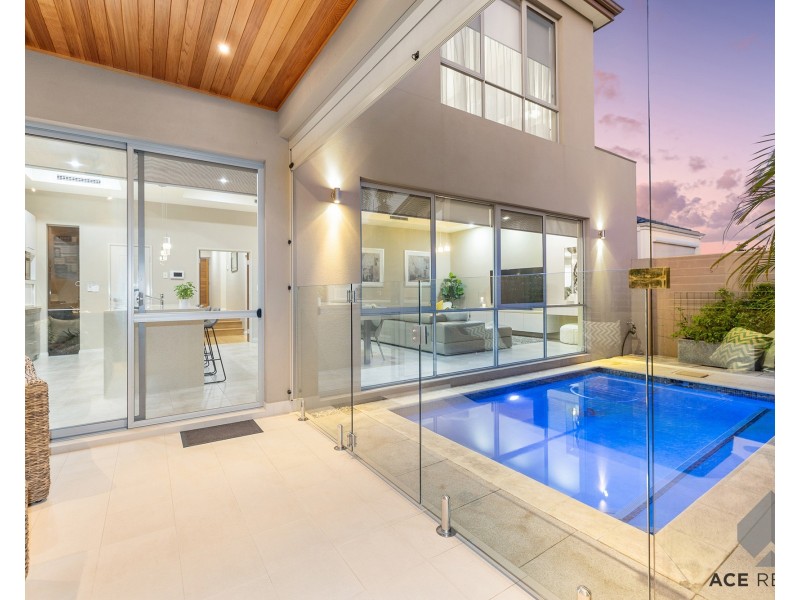 19A Cale Street, Como WA 6152