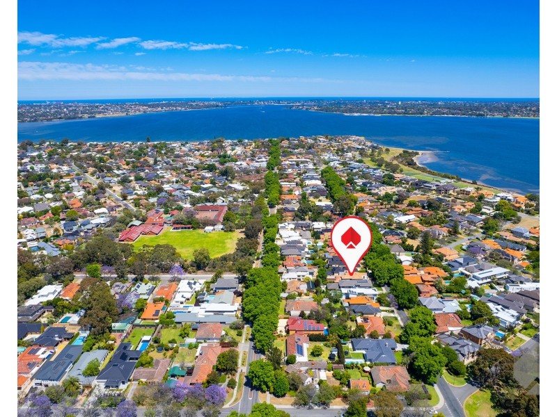 55 Tweeddale Road, Applecross WA 6153