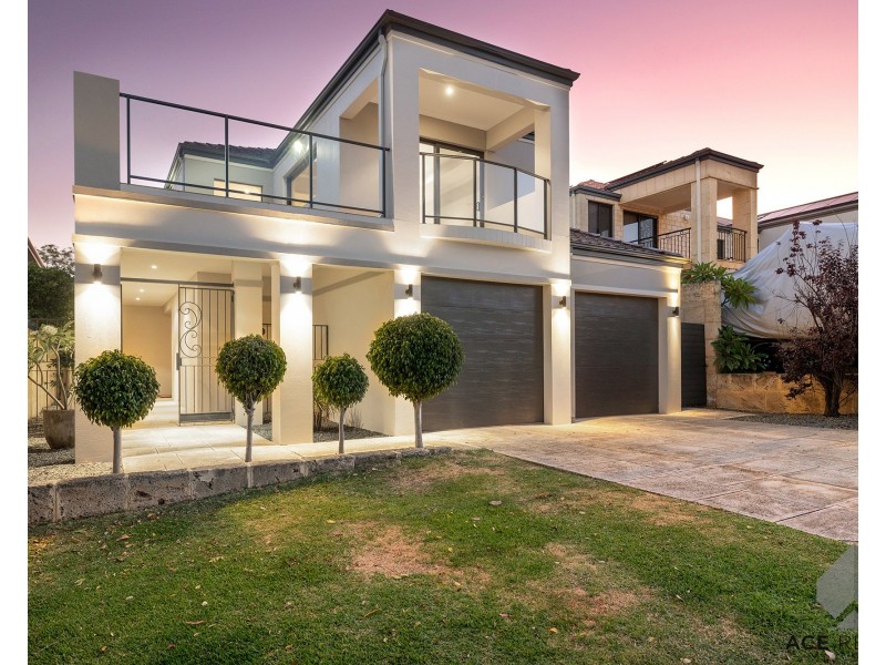 8 Hough Road, Attadale WA 6156