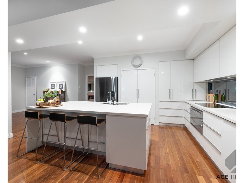 8 Hough Road, Attadale WA 6156