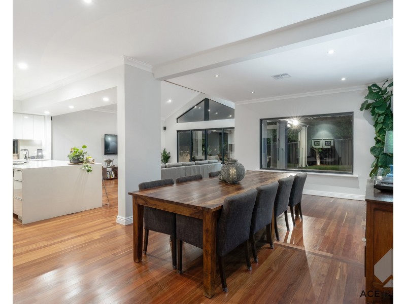 8 Hough Road, Attadale WA 6156