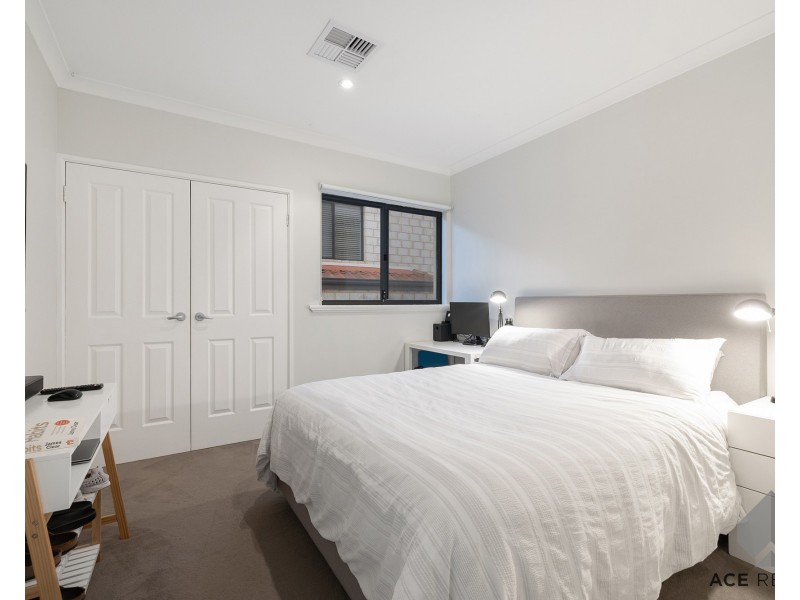 8 Hough Road, Attadale WA 6156