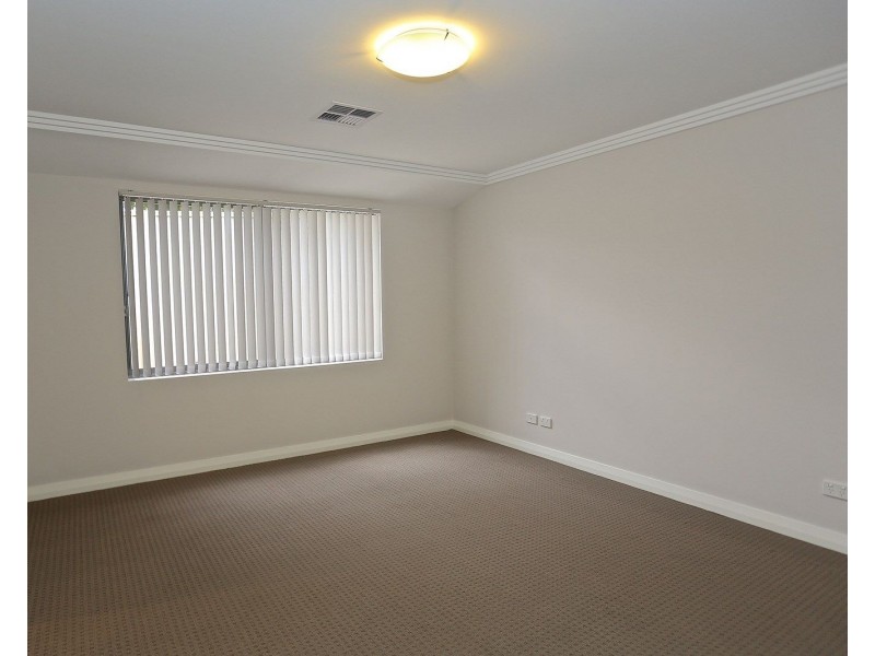 54B Joiner Street, Melville WA 6156