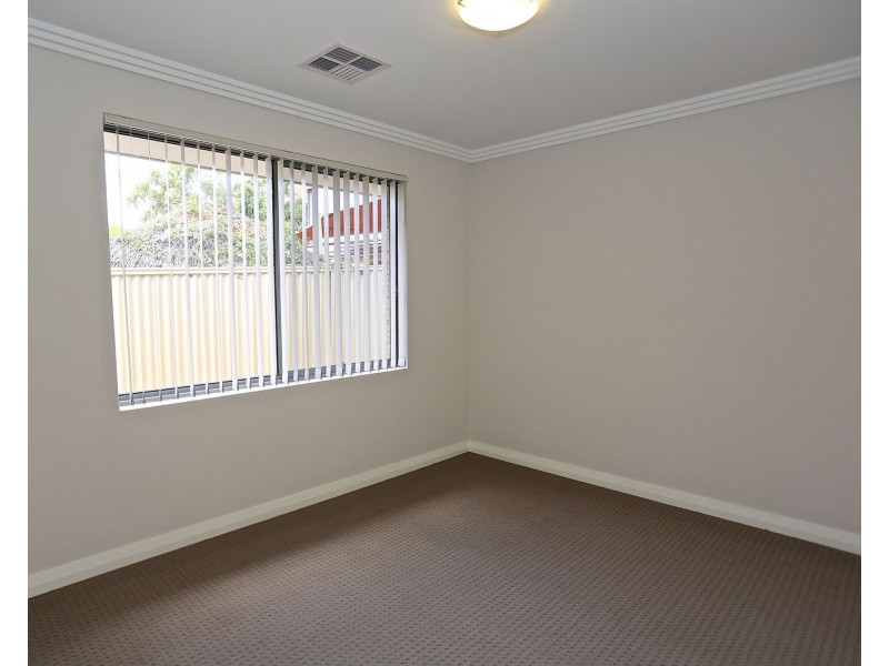 54B Joiner Street, Melville WA 6156