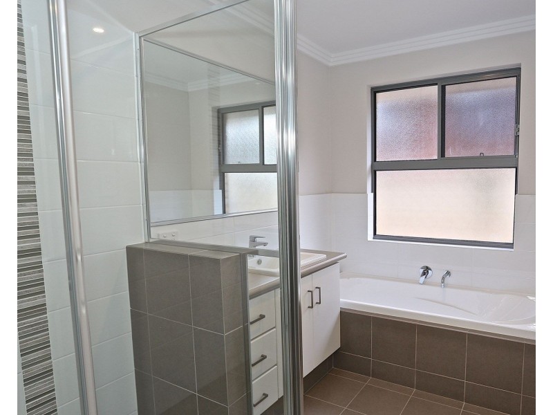 54B Joiner Street, Melville WA 6156