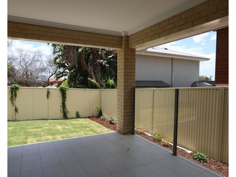 54B Joiner Street, Melville WA 6156