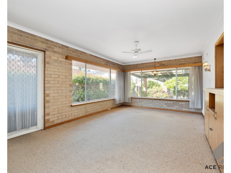 13 Hislop Road, Attadale WA 6156
