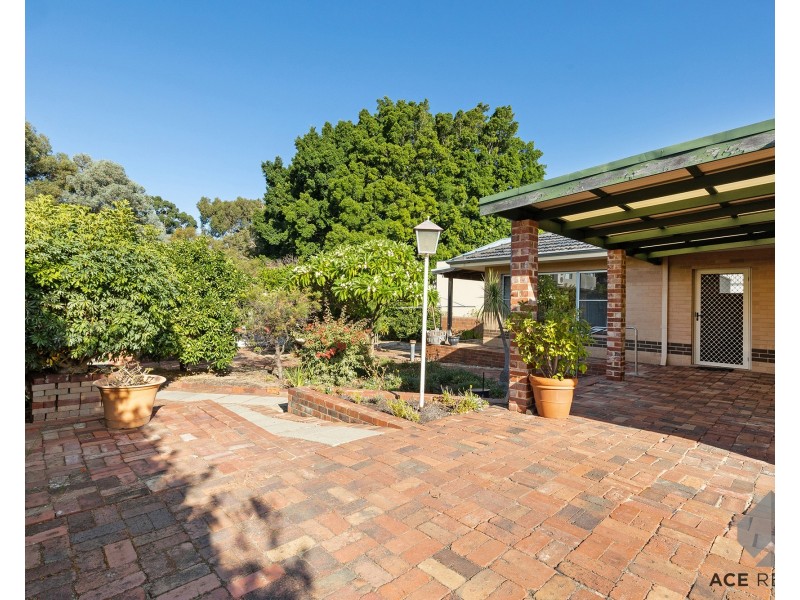 13 Hislop Road, Attadale WA 6156