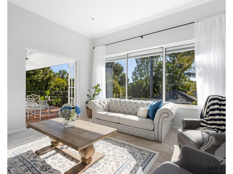 27 McCallum Crescent, Ardross WA 6153