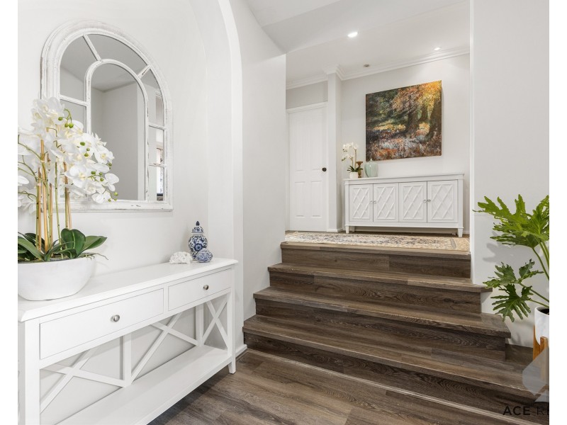 27 McCallum Crescent, Ardross WA 6153