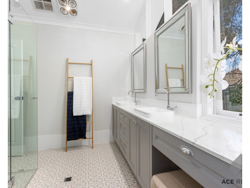 27 McCallum Crescent, Ardross WA 6153