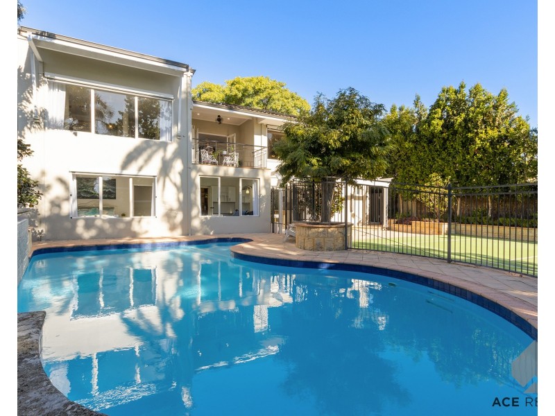 27 McCallum Crescent, Ardross WA 6153