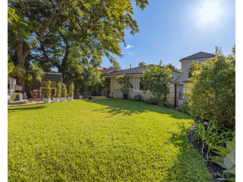 27 McCallum Crescent, Ardross WA 6153