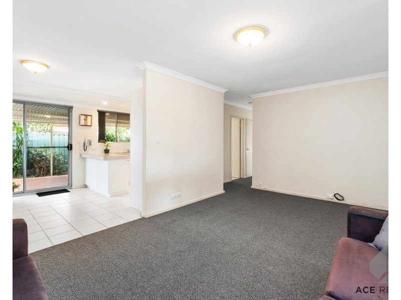 205 Corinthian Road East, Riverton WA 6148