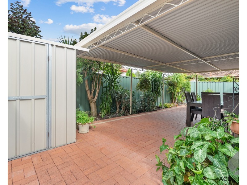 205 Corinthian Road East, Riverton WA 6148