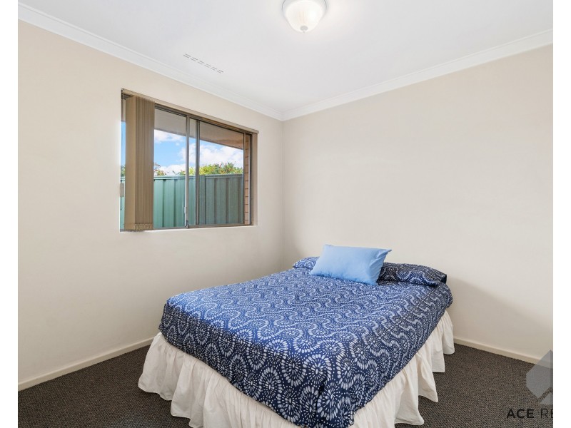 205 Corinthian Road East, Riverton WA 6148