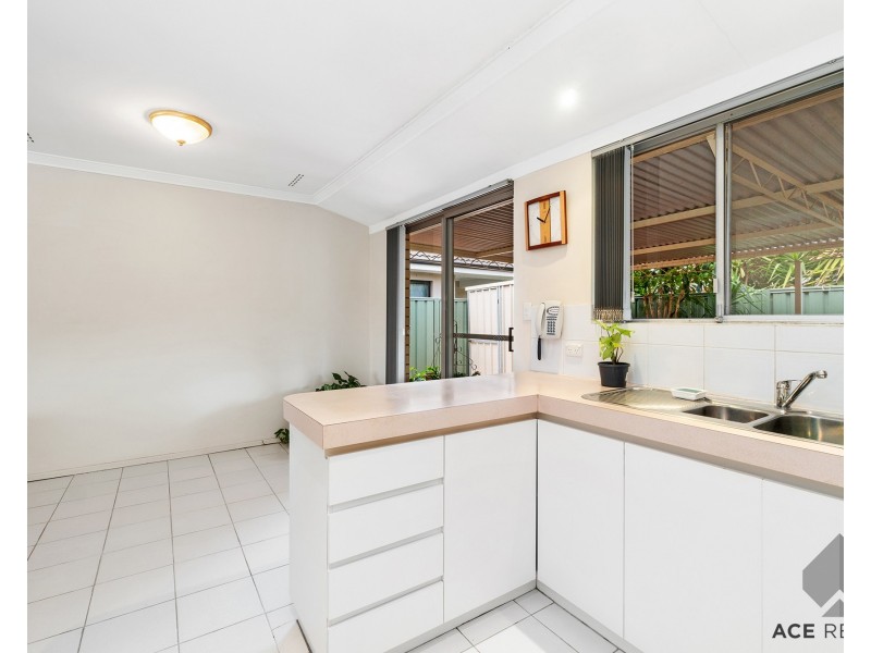 205 Corinthian Road East, Riverton WA 6148