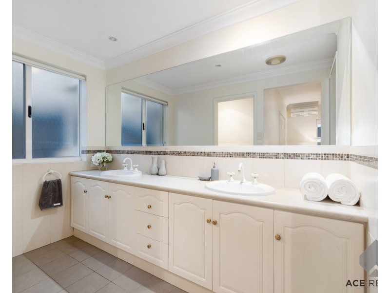 2 Armstrong Road, Applecross WA 6153