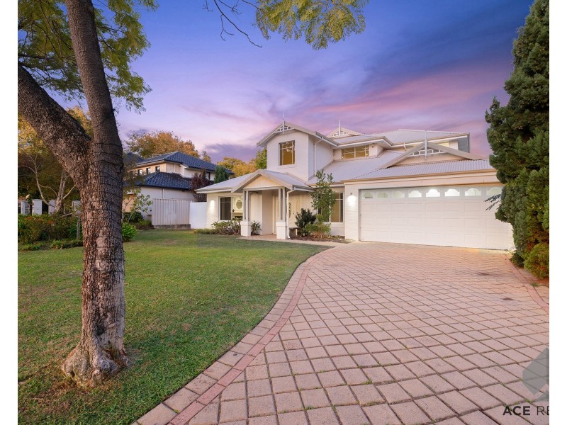 2 Armstrong Road, Applecross WA 6153