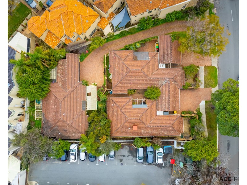 1-3/3 Riseley Street, Applecross WA 6153