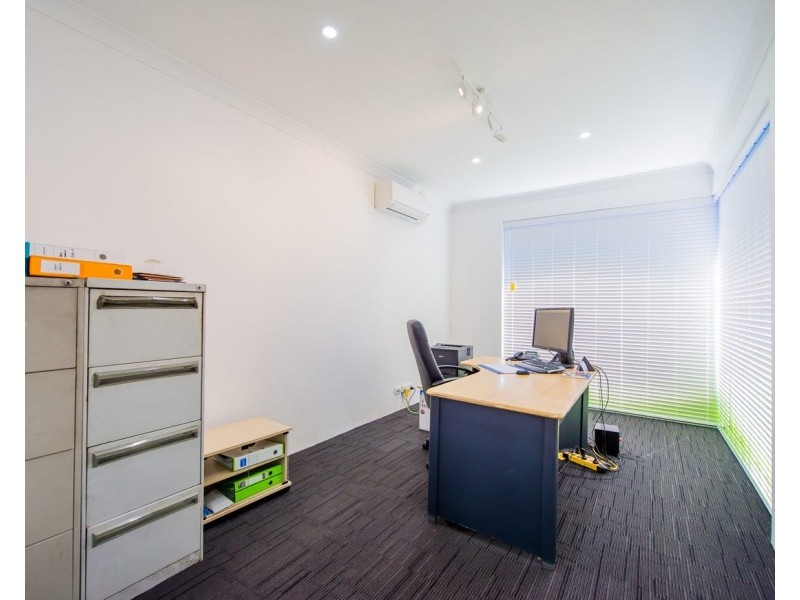 2/31 Shields Crescent, Booragoon WA 6154