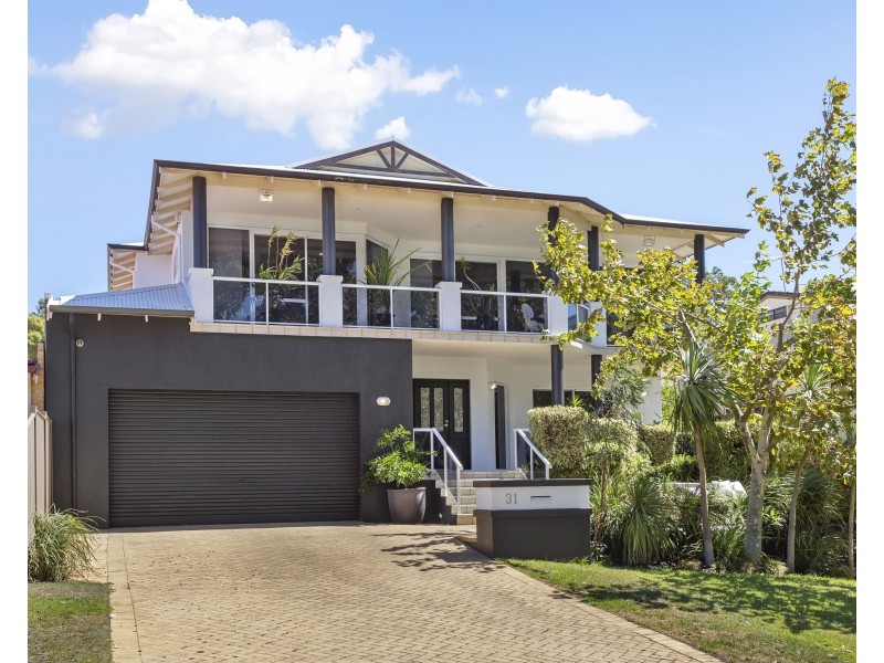 31 Moreing Road, Attadale WA 6156