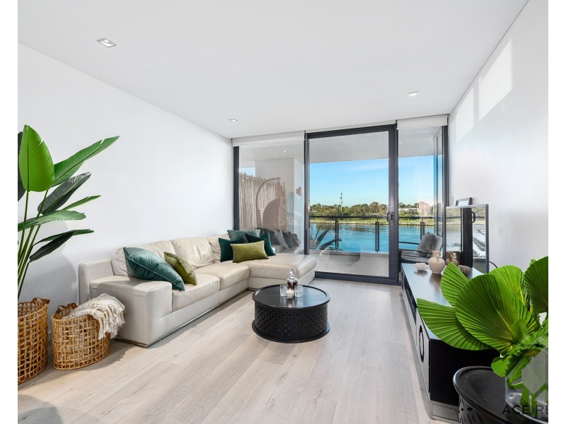 E302/70 Canning Beach Road, Applecross WA 6153