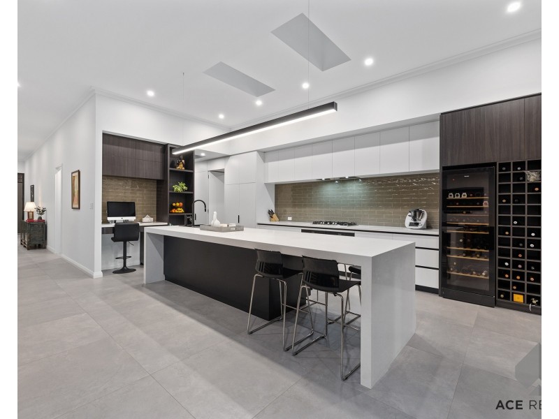 16 Gairloch Street, Applecross WA 6153