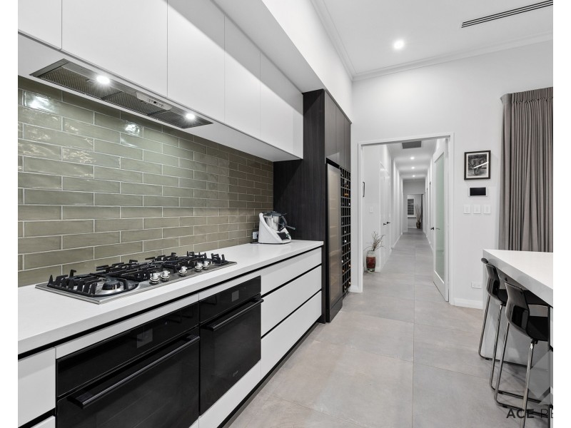 16 Gairloch Street, Applecross WA 6153