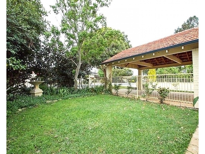 40 The Promenade, Mount Pleasant WA 6153