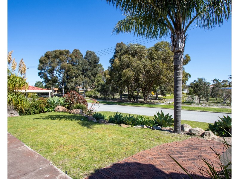 20 Kingsford Drive, Willetton WA 6155