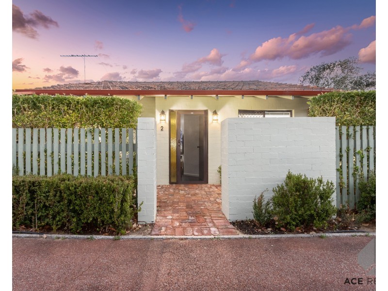 2/62 Lockhart Street, Como WA 6152
