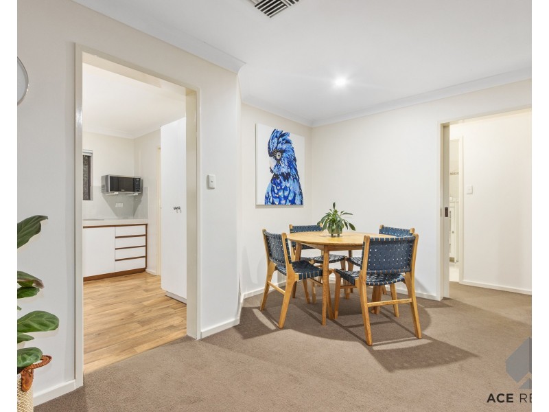 2/62 Lockhart Street, Como WA 6152
