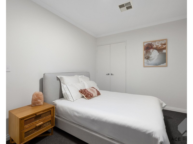 30 Dunvegan Road, Applecross WA 6153