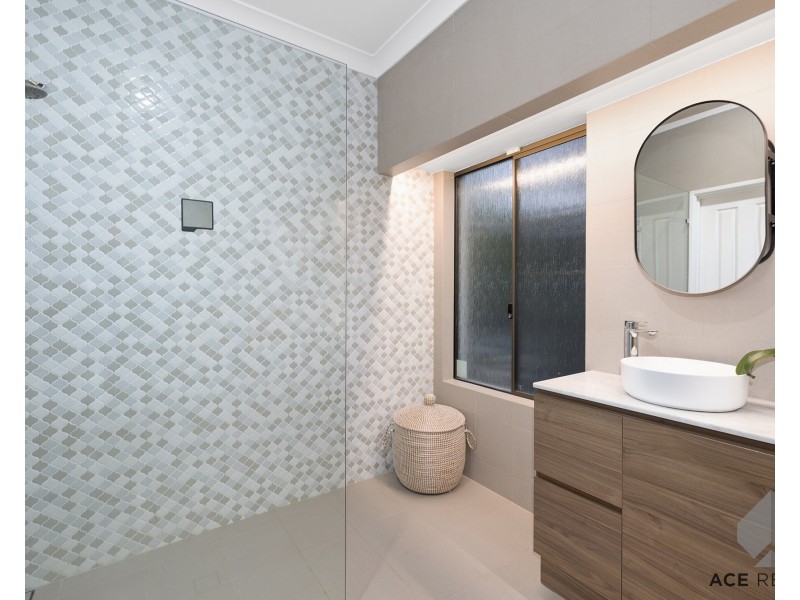 30 Dunvegan Road, Applecross WA 6153