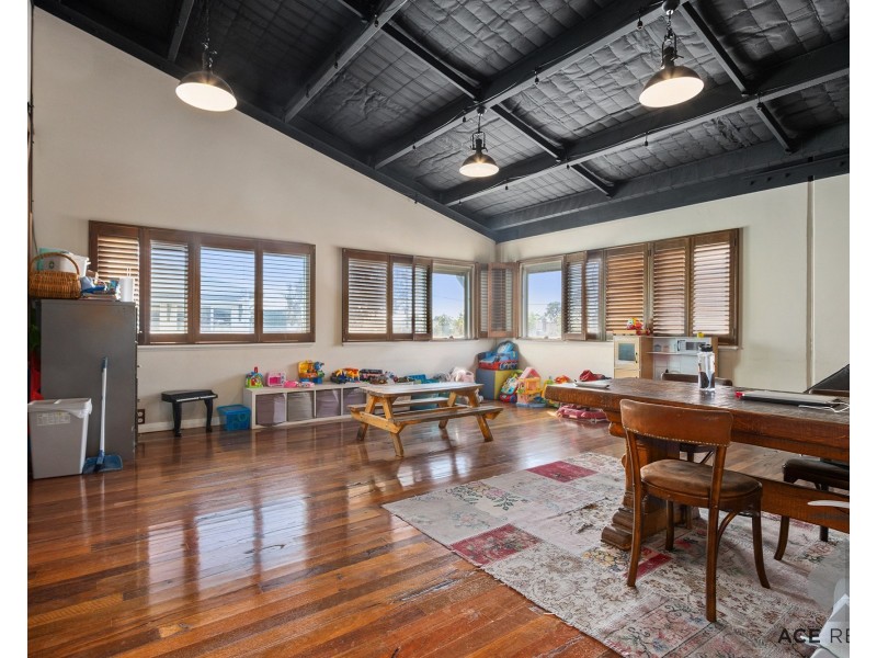 1/1 Pusey Road, Cockburn Central WA 6164