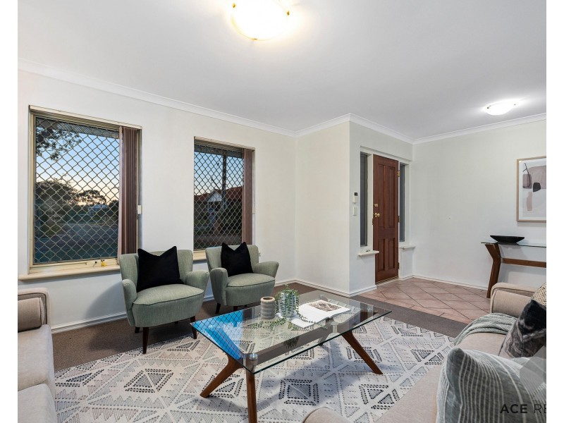 16 Welby Place, Myaree WA 6154