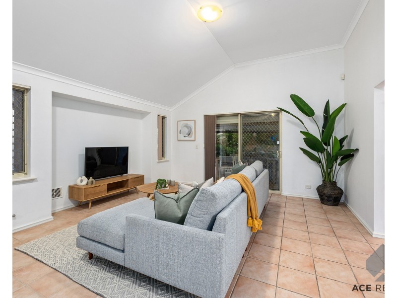 16 Welby Place, Myaree WA 6154