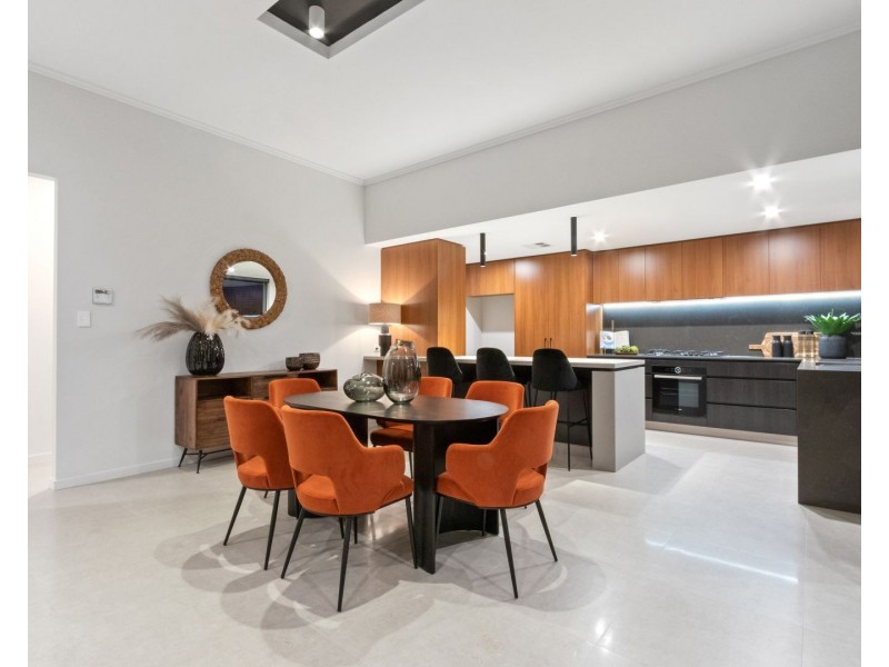 32 Raymond Street, Mount Pleasant WA 6153