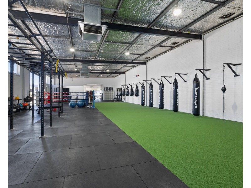 1 Shields Crescent, Booragoon WA 6154