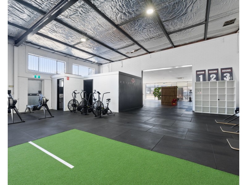 1 Shields Crescent, Booragoon WA 6154