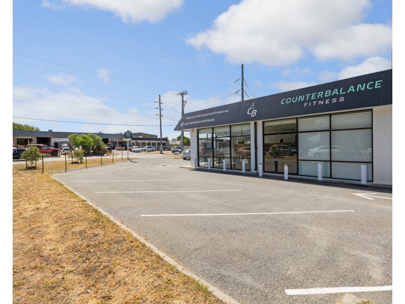 1 Shields Crescent, Booragoon WA 6154