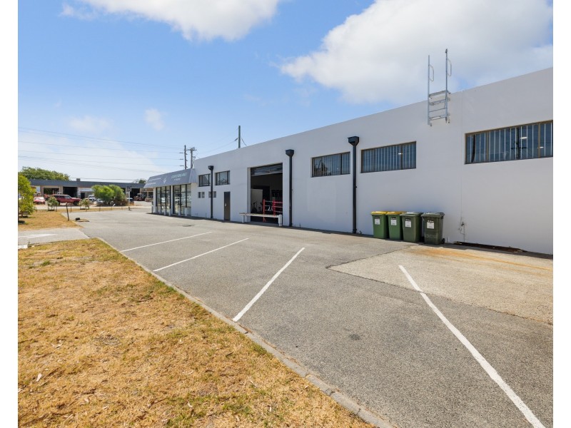 1 Shields Crescent, Booragoon WA 6154